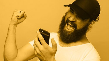 FanDuel and DraftKings are in competition to take on the role of America’s premier mobile sportsbook