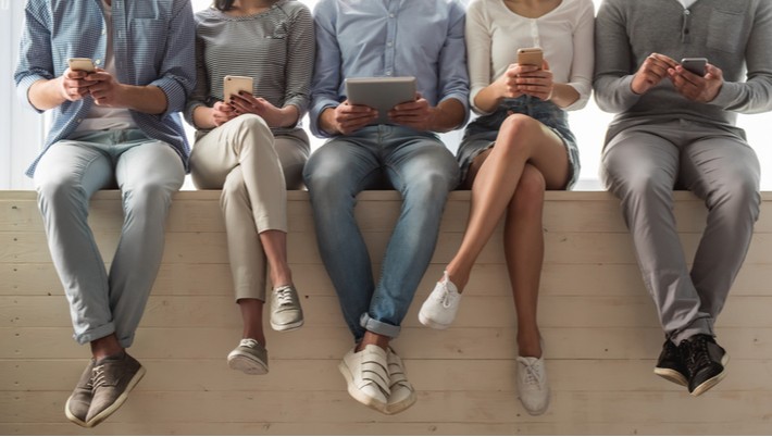 Facebook Gaming is on its way - Grande Vegas online casino is already here.