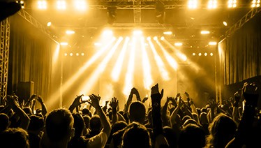 Casinos crank up the entertainment offered