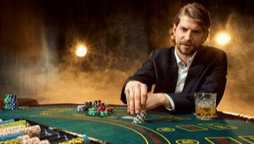 professional-looking, very slick casino player 